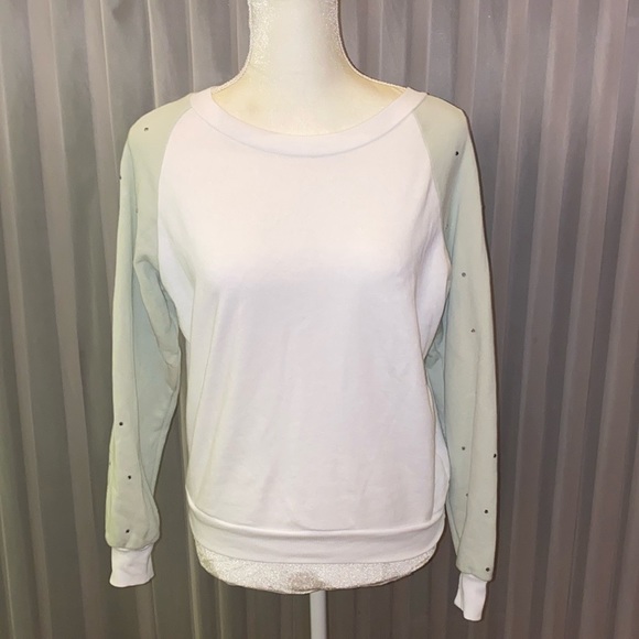 Wildfox Tops - NWOT Wildfox Sweatshirt